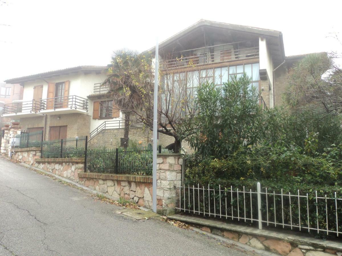 Villa Lilly فالكونارا ماريتيما المظهر الخارجي الصورة